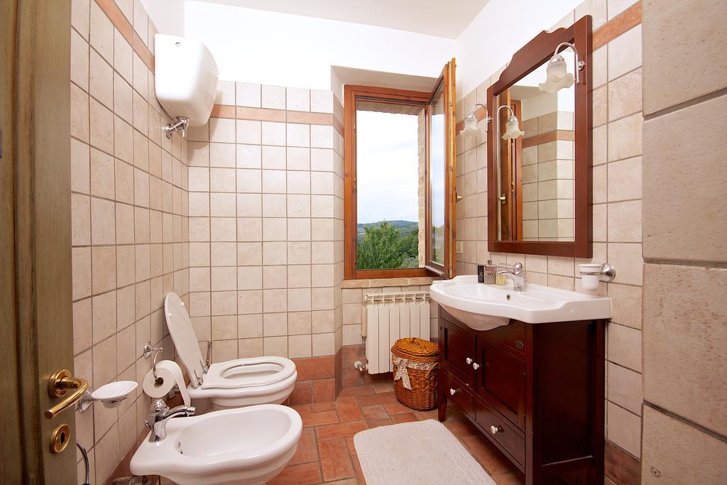Agriturismo Le Colombe 阿西西 外观 照片