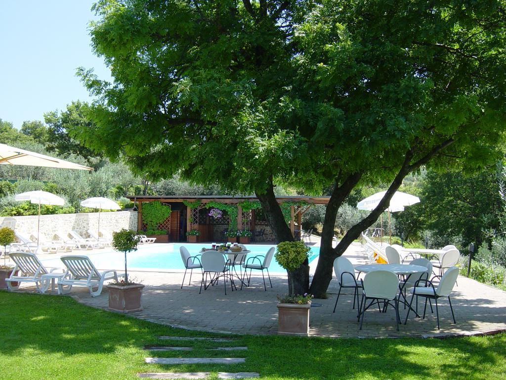 Agriturismo Le Colombe 阿西西 外观 照片