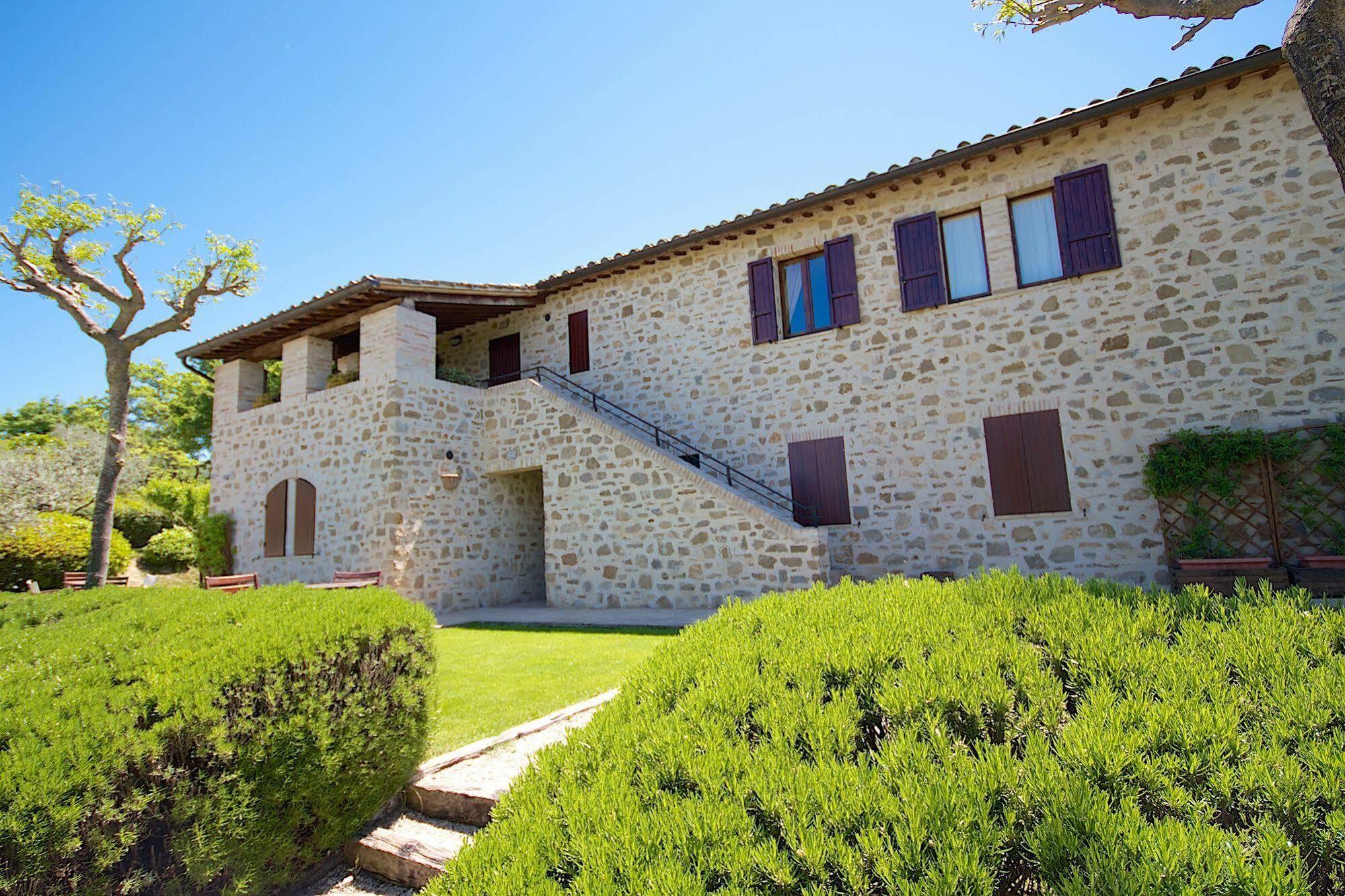 Agriturismo Le Colombe 阿西西 外观 照片