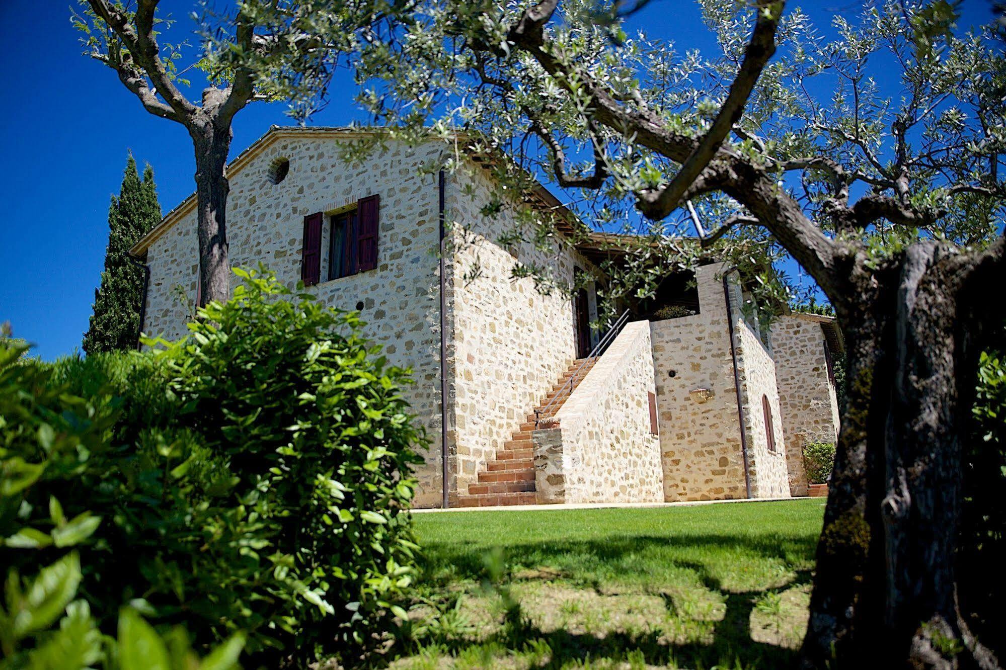 Agriturismo Le Colombe 阿西西 外观 照片