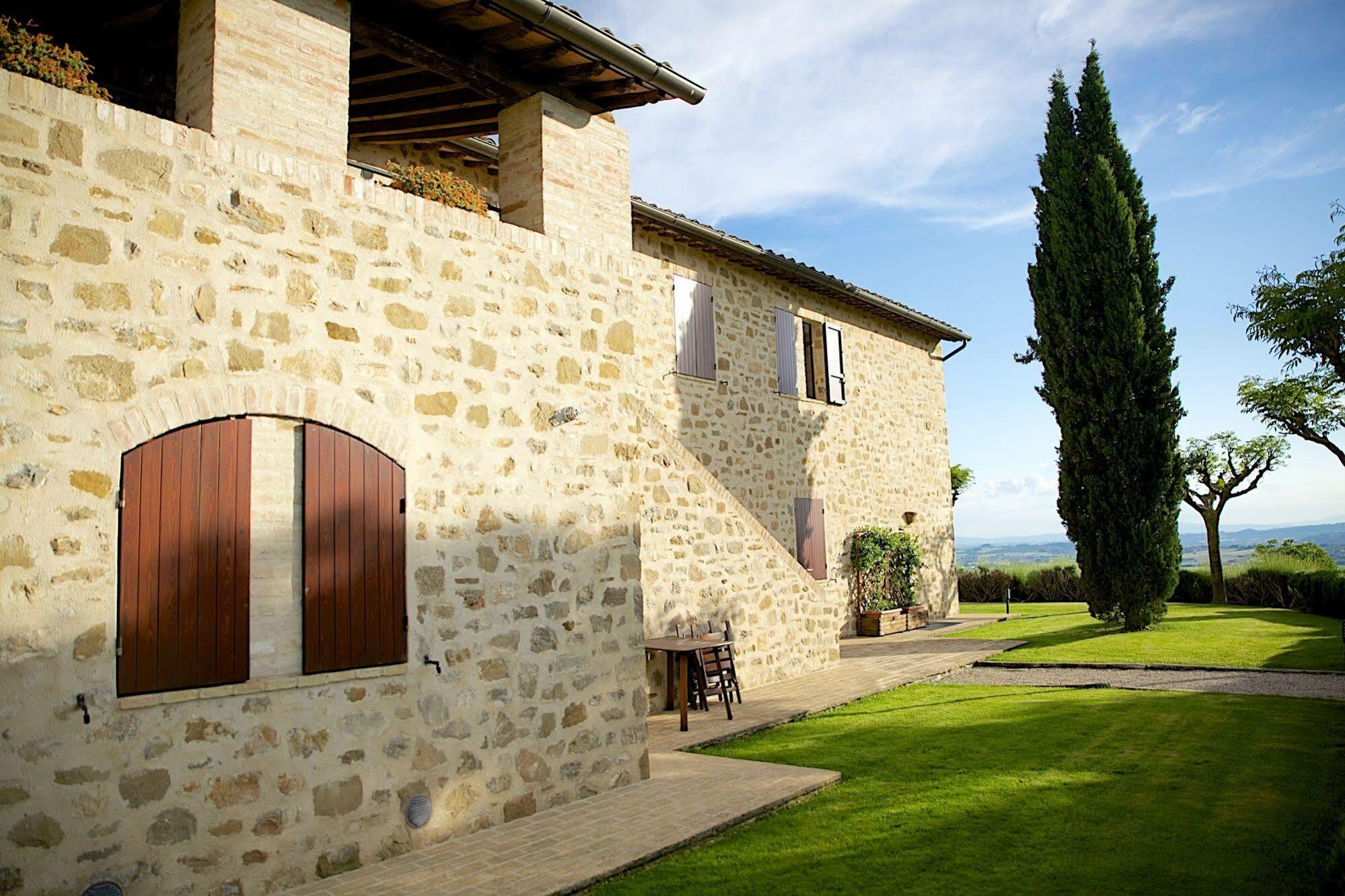Agriturismo Le Colombe 阿西西 外观 照片