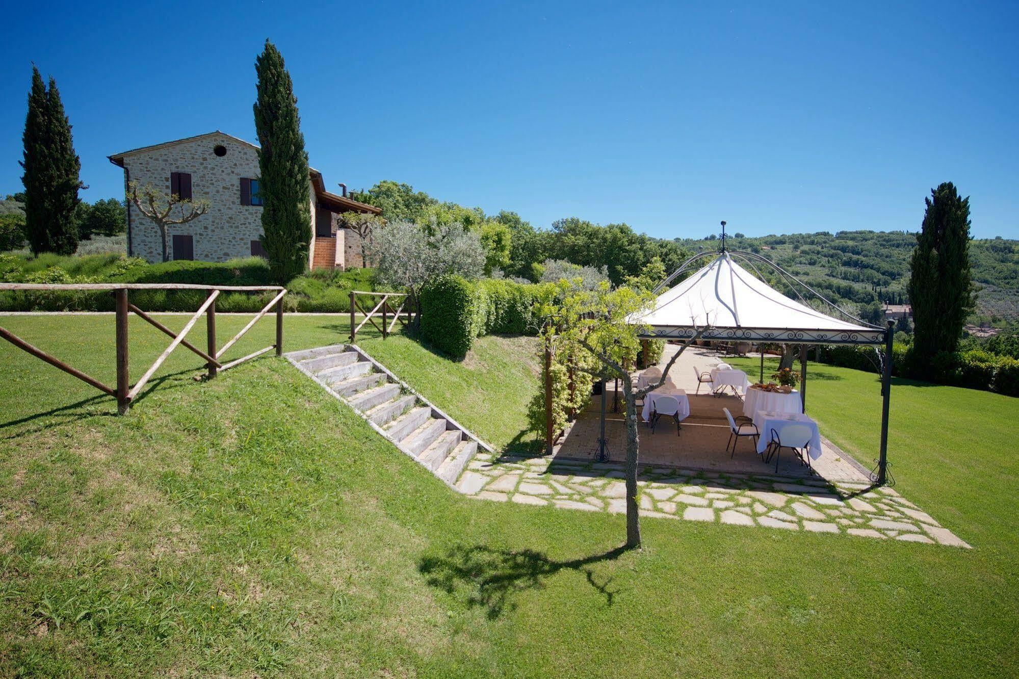Agriturismo Le Colombe 阿西西 外观 照片