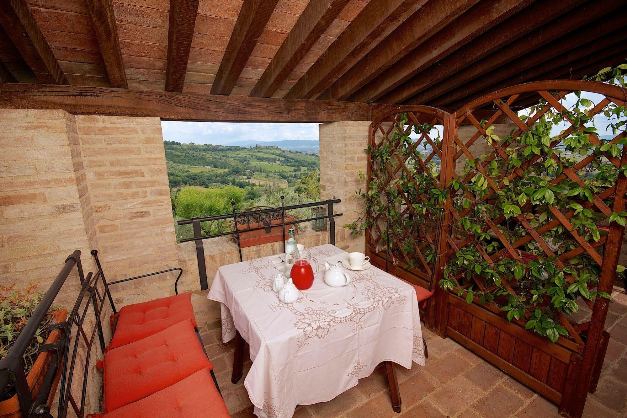 Agriturismo Le Colombe 阿西西 外观 照片